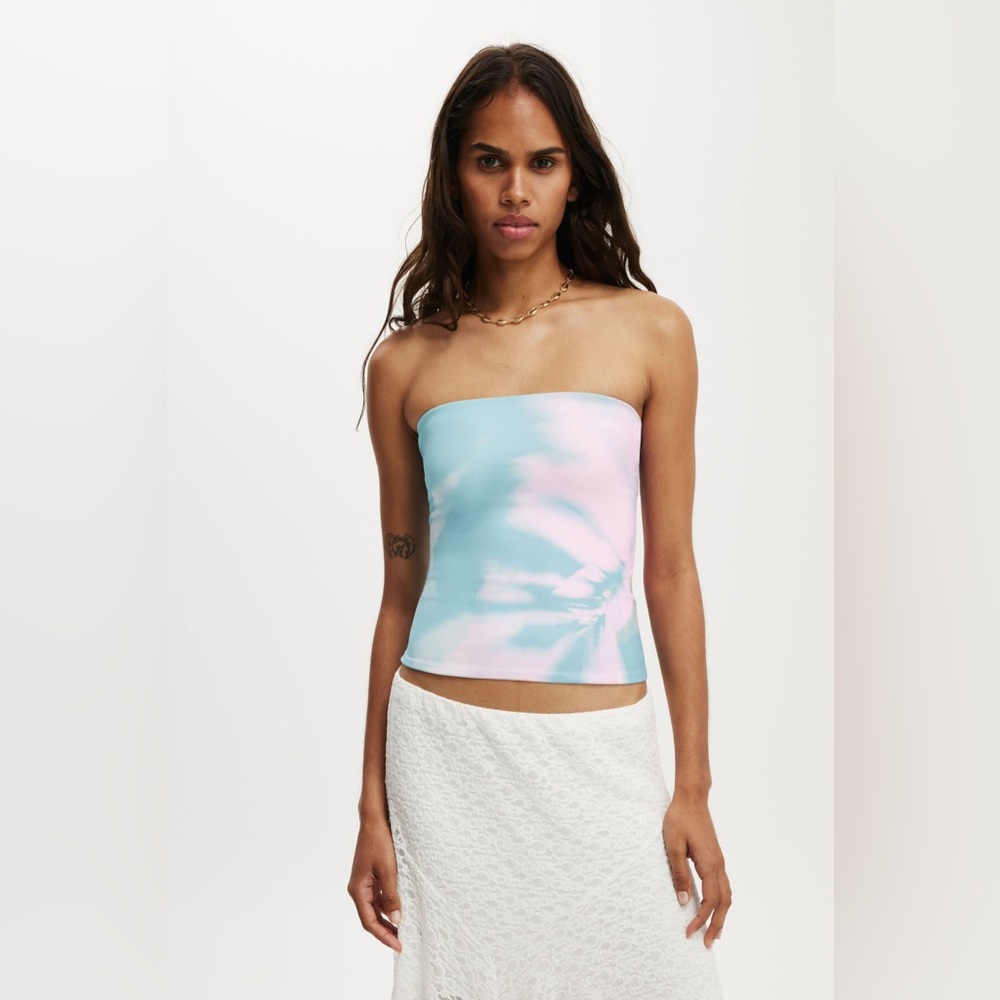 New Cotton On Strapless Strapless Tropical Floral Tie-Dye Top